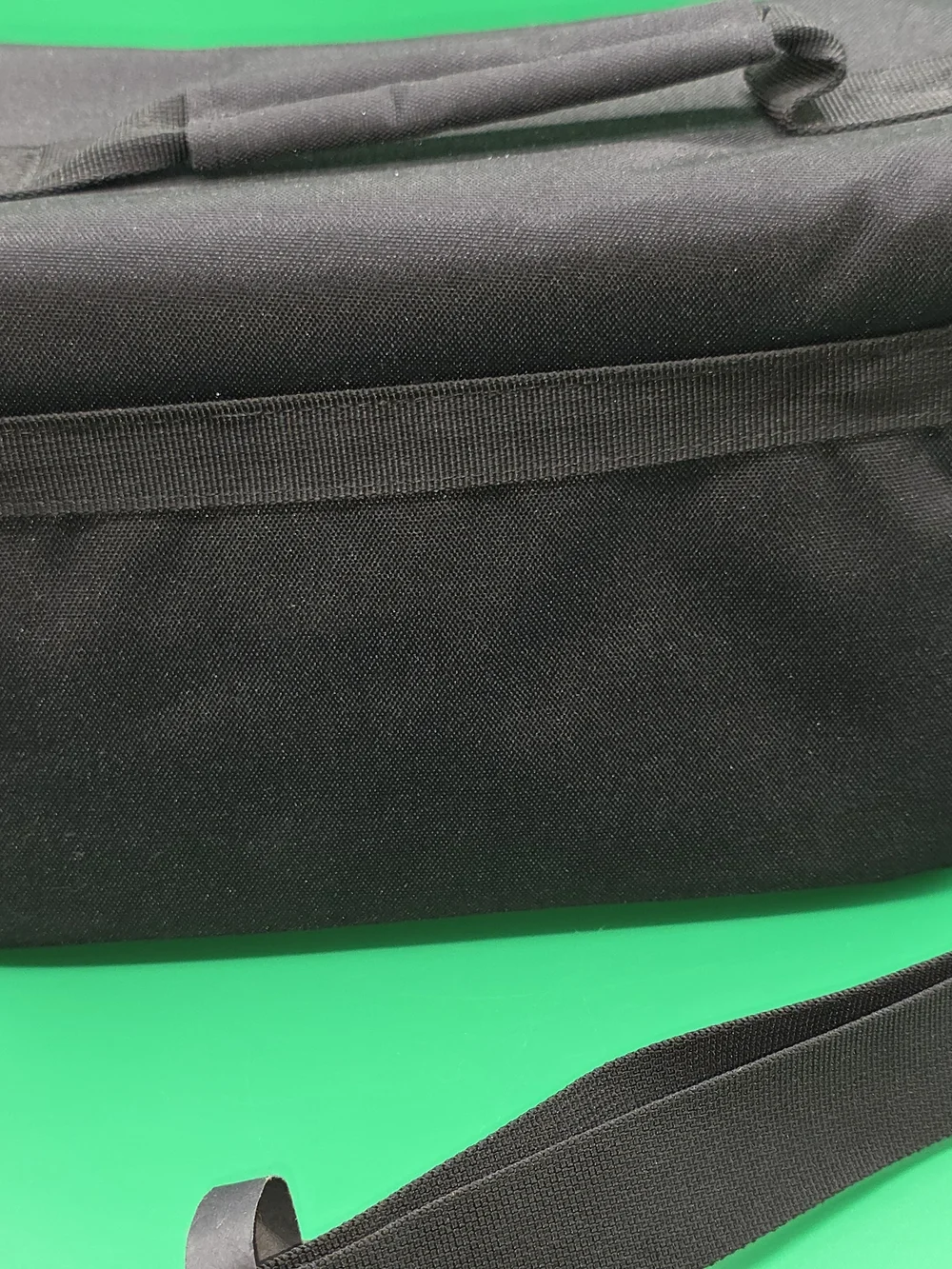 Canon Medium Camera Bag – Sleek Black & MINT Condition!